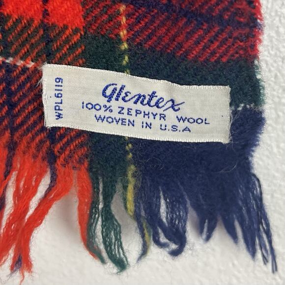 Vintage Glentex Scarf Mens Zephyr Wool Plaid Blue Red Fringe Tartan 11x48 - Picture 5 of 5